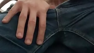 Einen großen, fetten, verschwitzten Schwanz nach einem harten Arbeitstag wichsen