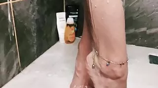 Tattoed Babe Blowjob Big Dick and Facial in the Shower