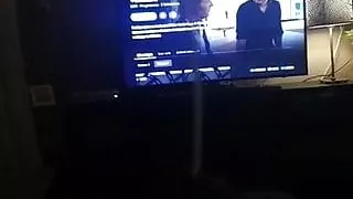 Ich schieße eine schöne große Ladung Sperma aus meinem riesigen Schwanz