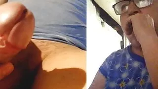 Großer Schwanz für Oma zollt Tribut