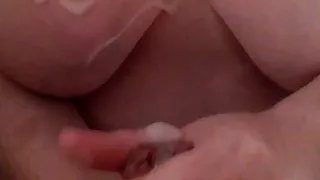 Quick cumshot on tits