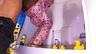 Extreme Painful Daddy Daughter Bonding Wit Dripping Creampie