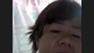 Viet wichst Ehemann ab, während er mir beim Wichsen zusieht