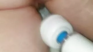 wife cums on magic wand