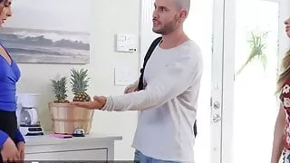 Sexy Babes Sydney Cole and Helena Price Play Cum Together