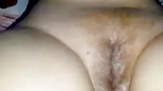 Exhibiendo a su esposa 33