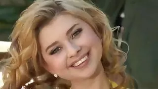 Molly Bennett aka Mia Jemsen - Outdoor Strip and Masturbation