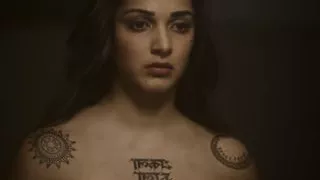 Guilty-kiara advani kissing