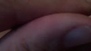 Nahaufnahme meines Schwanzes mit Vorsperma