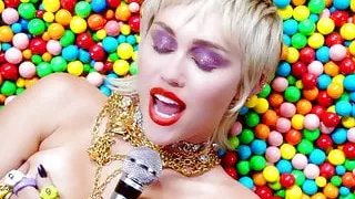 Midnight Sky Miley Cyrus (Good Parts)