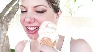 Kiki Daire has a sexy, messy time with some ice cream