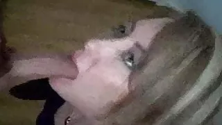 Amateur MILF BJ HJ Swallow - RealMilfDates.com