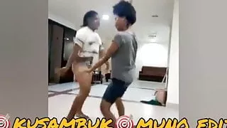 PNG girls twerk 2020