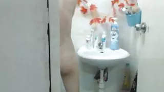 Close-Up: Shaved Pussy Creampie Sex