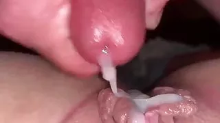 Cumming on big pussy lips