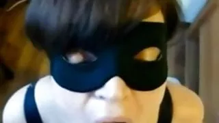 Emma aime quand je lui gicle dans sa bouche