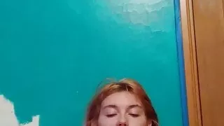 Whits girl masturbating