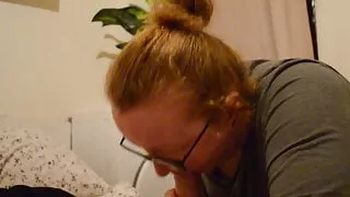 Redhead Chubby sucks