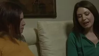 Bigtitted sappho orally pleases brunette babe