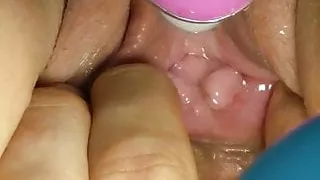 Close Up pulsing Pussy Play and squirts.