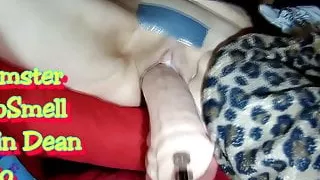 Huge Dildo Creamy Pussy on Fucking Machine