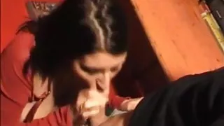 Je le suce a son anniversaire