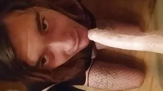 Sexy ladyboy enjoys putting on a show