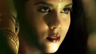 Brunette Lady Dance And Seduce Her Lover And Feel Arouse