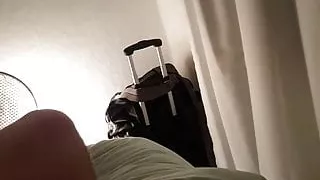 elle lui chevauche la bite comme une reine