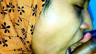 INDIAN MUSLIM HIJAB village girl sucks cock till I CUM