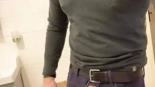 Jerking off and cumming on my jeans