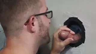 Young dude enjoys a dick in the arse