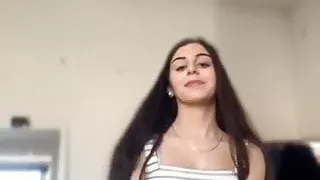 Turkish girl dances twerks