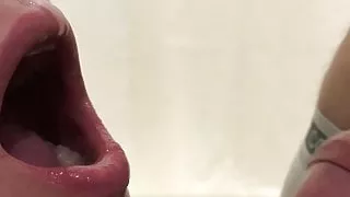 Please cum in my mouth! I want to taste your semen.