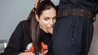 LAW4k. Nice girl cant steal a car but she can satisfy