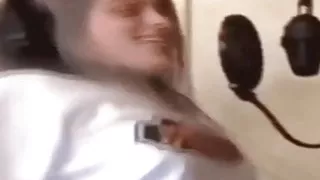 billie eilish titty play