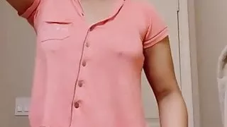 Fat pussy fat ass chick dancing