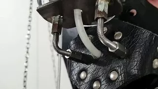 Nippelnadeln und Maschinenfick mit Elektrosperma-Recycling