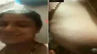 Today Exclusive- Sexy Telugu Bhabhi Showing H...