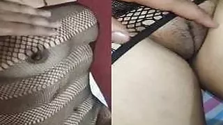 Today Exclusive-Sexy Figure Wife Boobs and Pussy