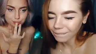 Daily dose of lesbness 2020-10-06