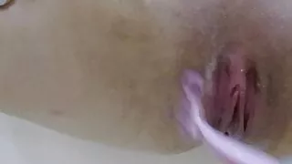 How to shave a pussy