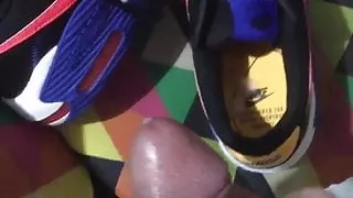 I cum in my air max