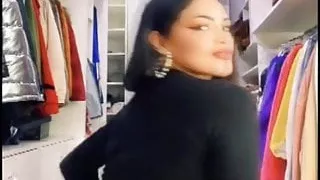 CHUKA02 - Shirley Alegre 41ujnn