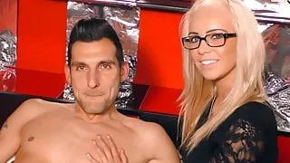 GERMAN CASTING - first time FFM threesome with girlfriend