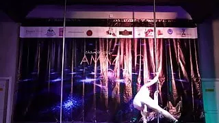 sexy daria reschik pole dance