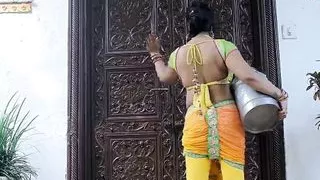 Dhudhwaali Indian mallu bhabhi