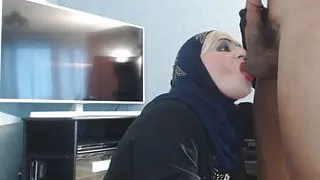 beurette voiler suce grosse bite black