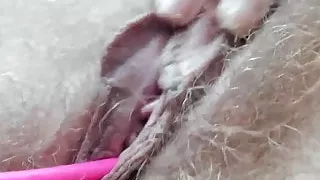 Sweethottea April 14 20, she spreads her big pussy lips, close up