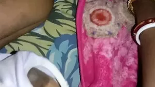 Dost ne rat var mere biwi ko choda